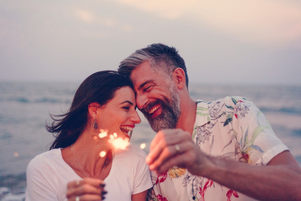 Couples hold “arbitrary” strangers, and some relationships may need